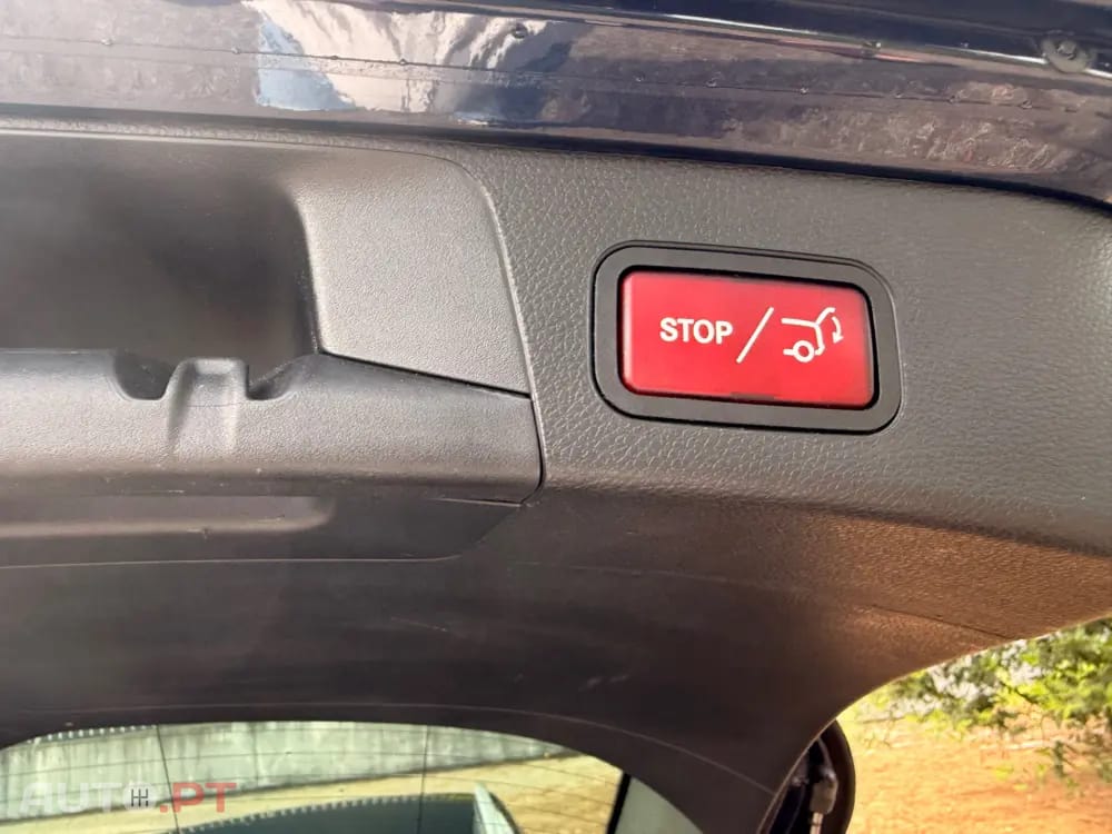 Mercedes-Benz C 300 h AMG Line