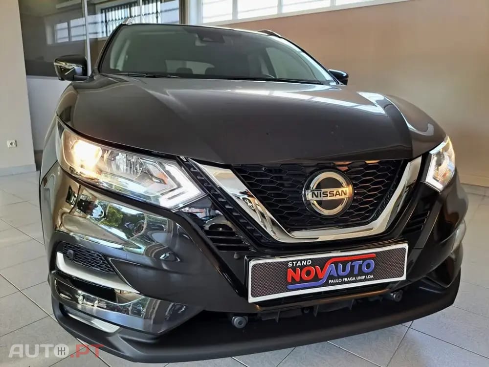 Nissan Qashqai 1.3 DIG-T N-Connecta J18