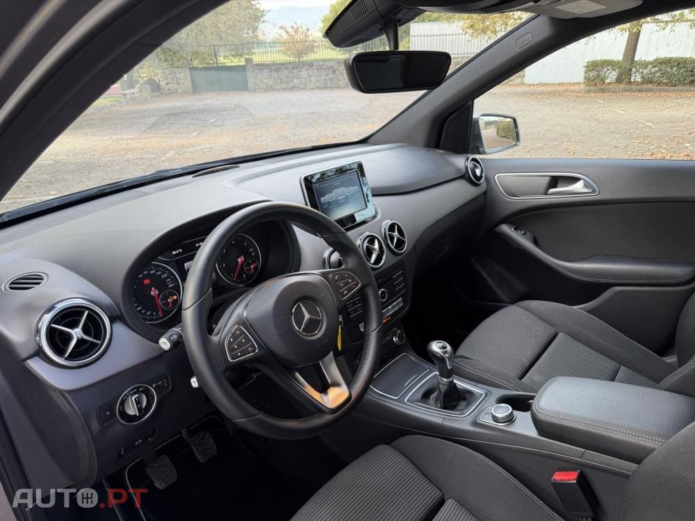 Mercedes-Benz B 180 d Urban Aut.