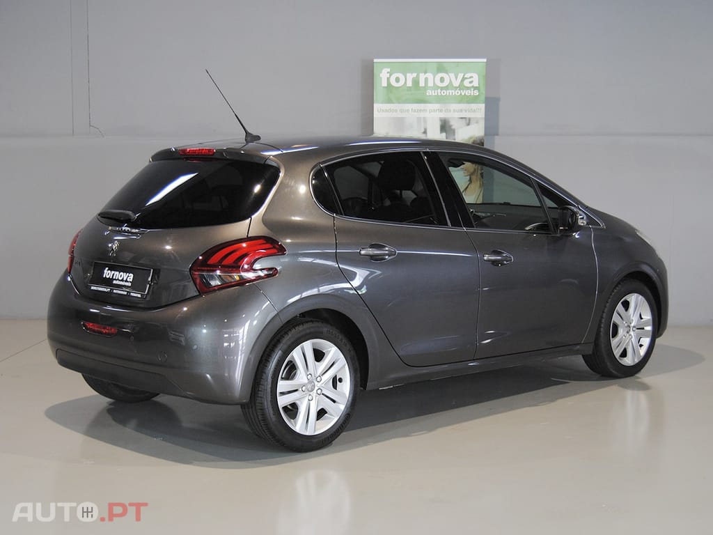 Peugeot 208 1.2 PureTech Allure