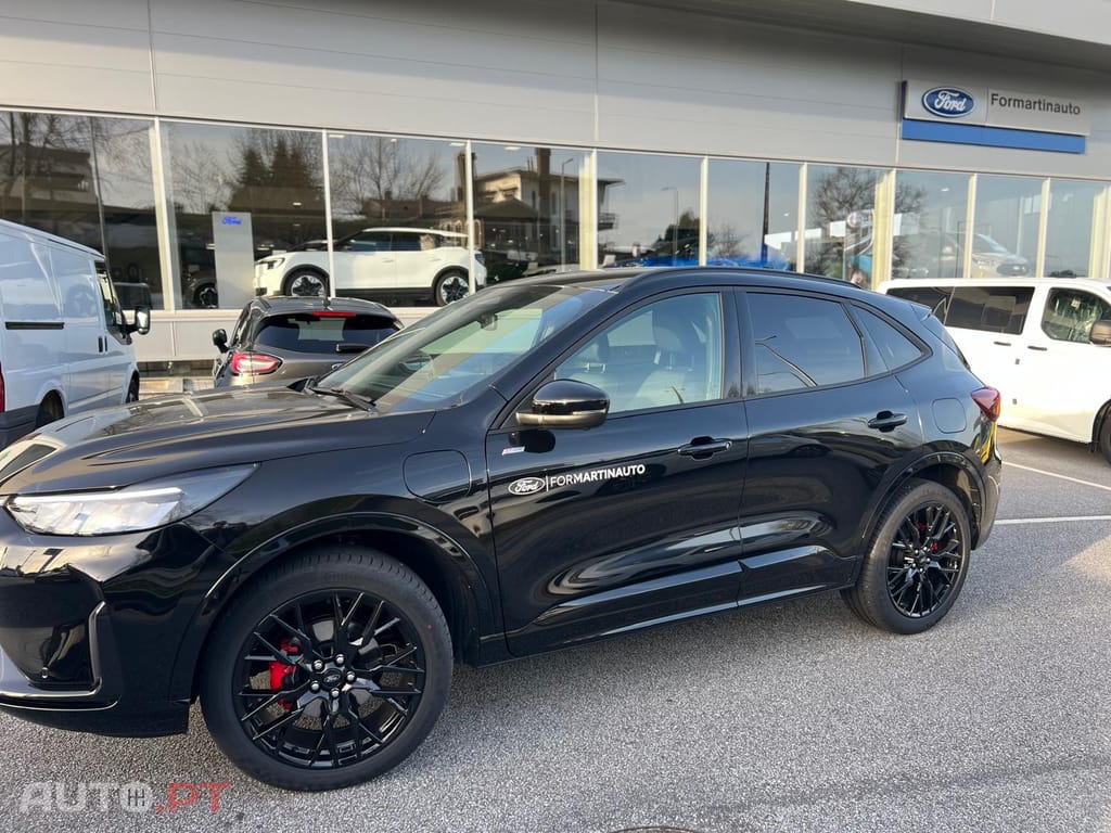 Ford Kuga 2.5 PHEV ST-Line X