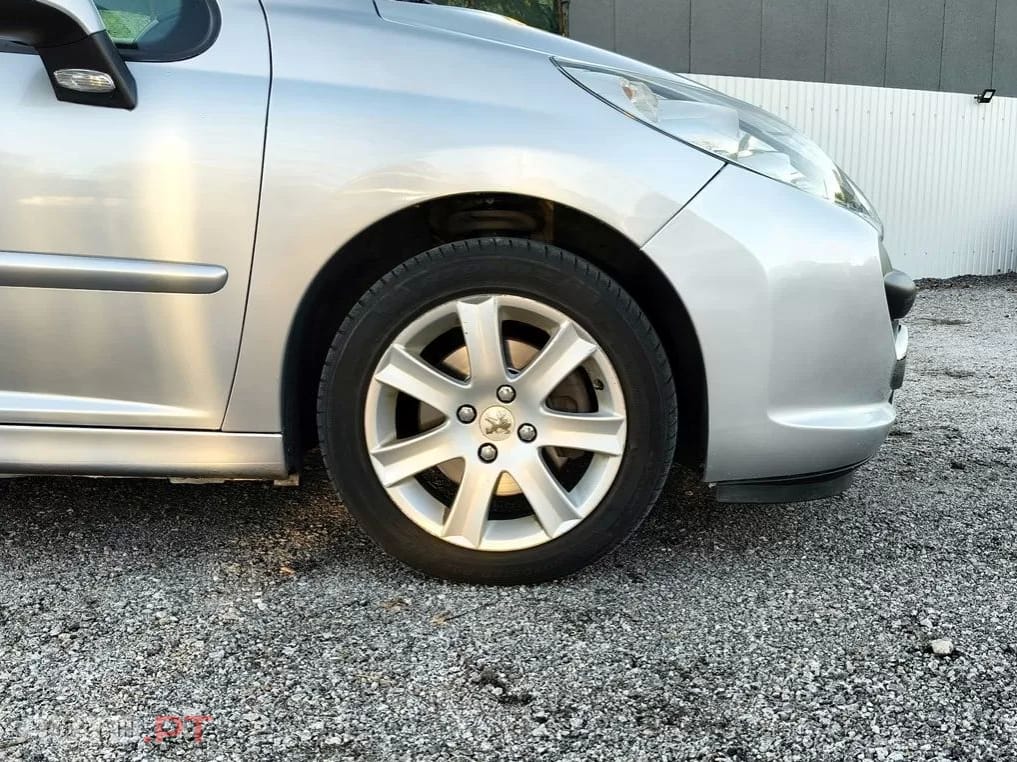 Peugeot 207  1.6 HDI SPORT VAN