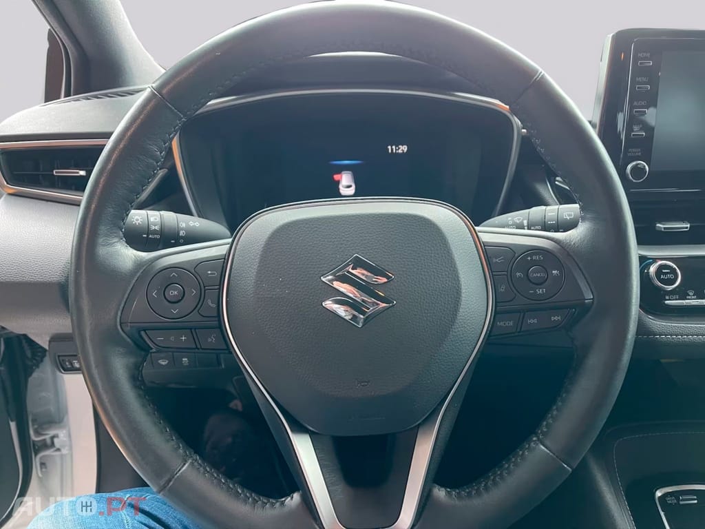 Suzuki Swace 1.8 Hybrid Comfort I.V.A DEDUTIVEL