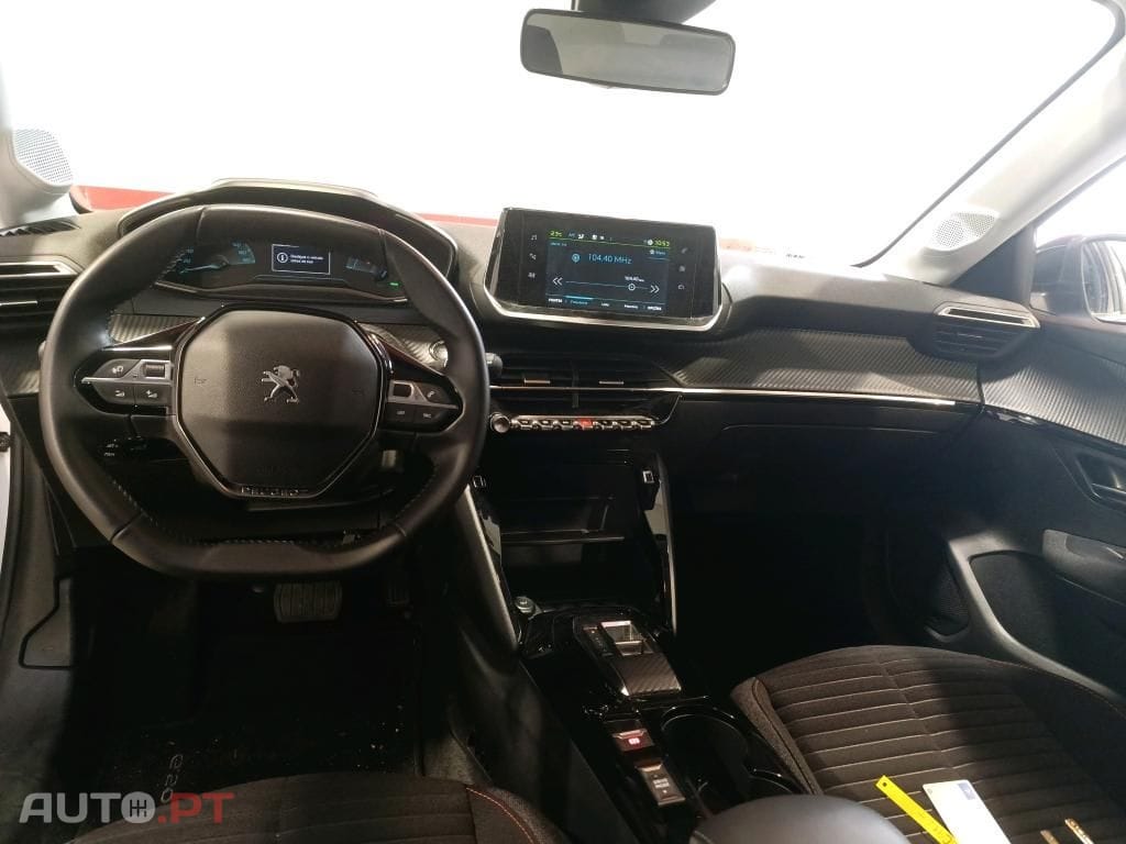 Peugeot E-208 50 kWh Active
