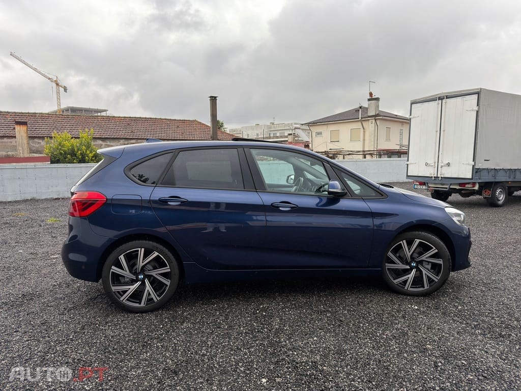 BMW 216 d Line Sport