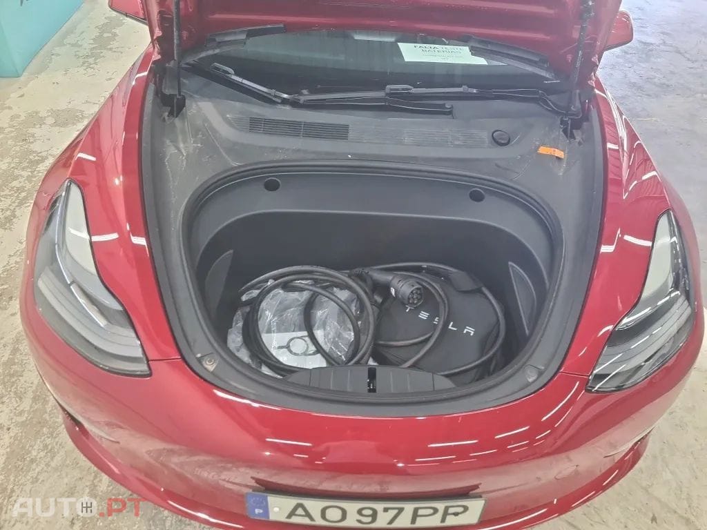 Tesla Model 3 Long-Range Dual Motor AWD