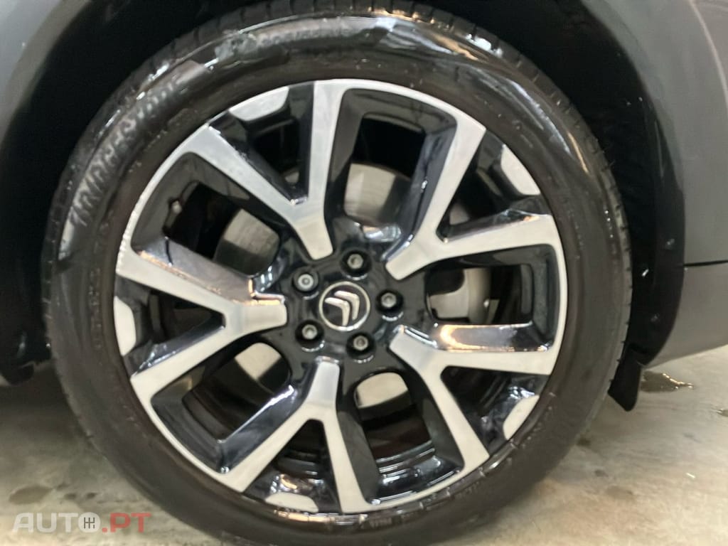 Citroen C5 Aircross 1.6 Hybrid Shine e-EAT8