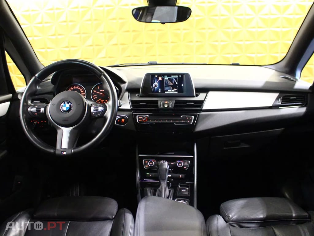 BMW 218 d Line Sport Auto