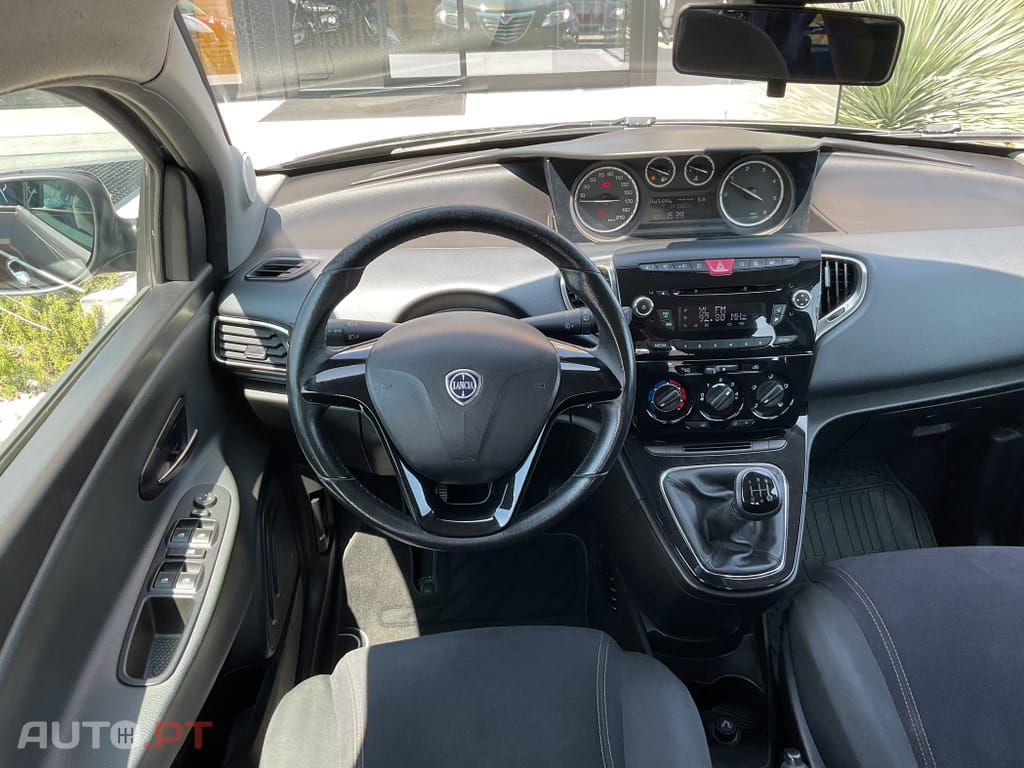 Lancia Ypsilon 1.3 M-jet S&S Urban