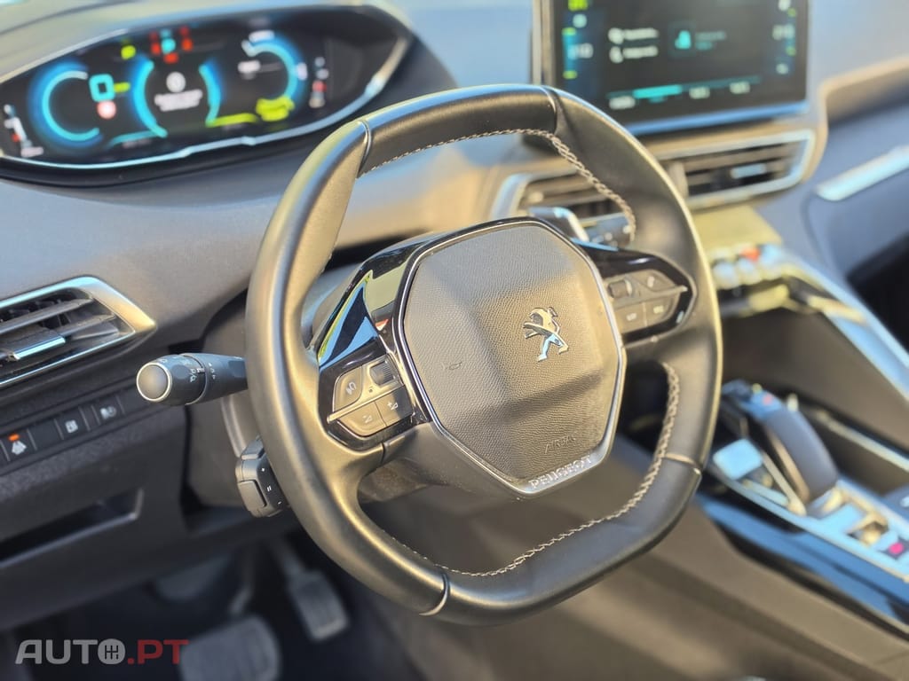 Peugeot 3008 1.6 Hybrid4 Allure Pack e-EAT8