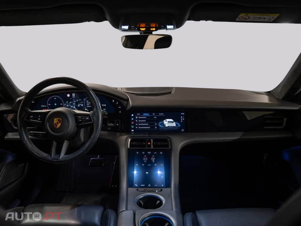 Porsche Taycan I.V.A DEDUTIVEL Turbo