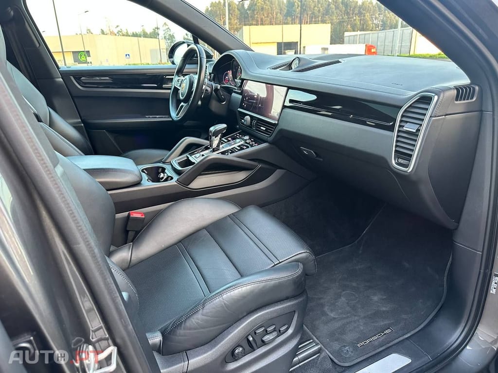 Porsche Cayenne E-Hybrid Platinum Edition