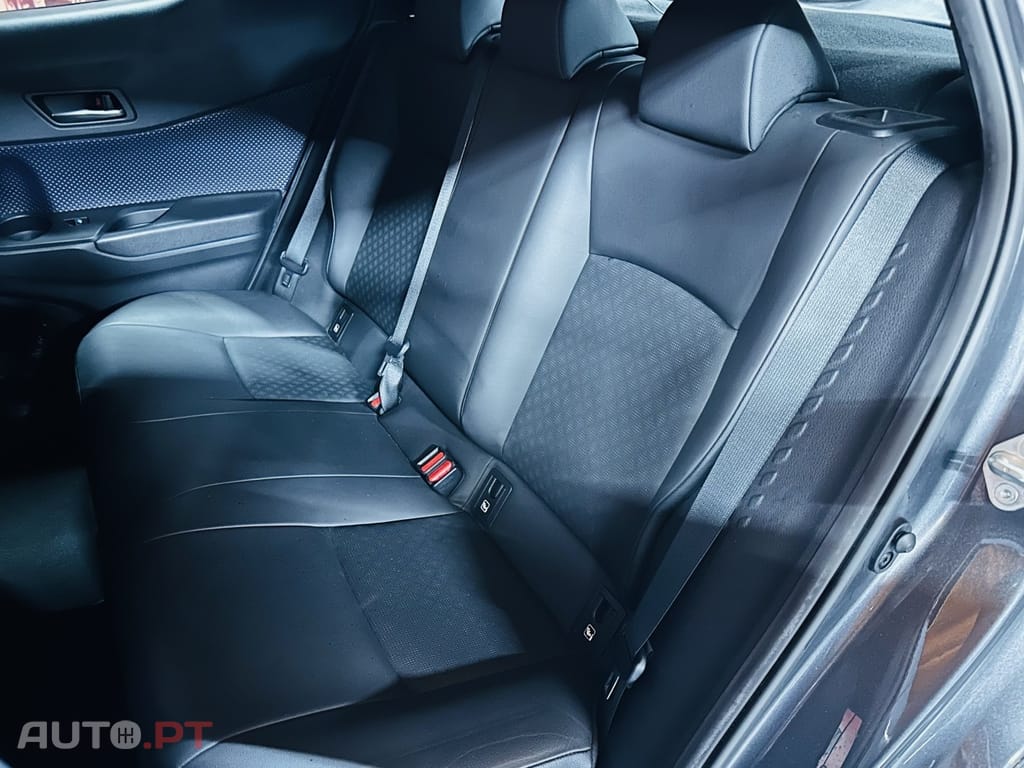 Toyota C-HR 1.8 HSD Exclusive+P.Luxury