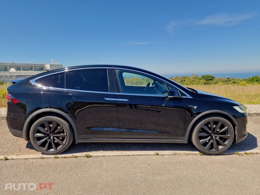 Tesla Model X Long Range