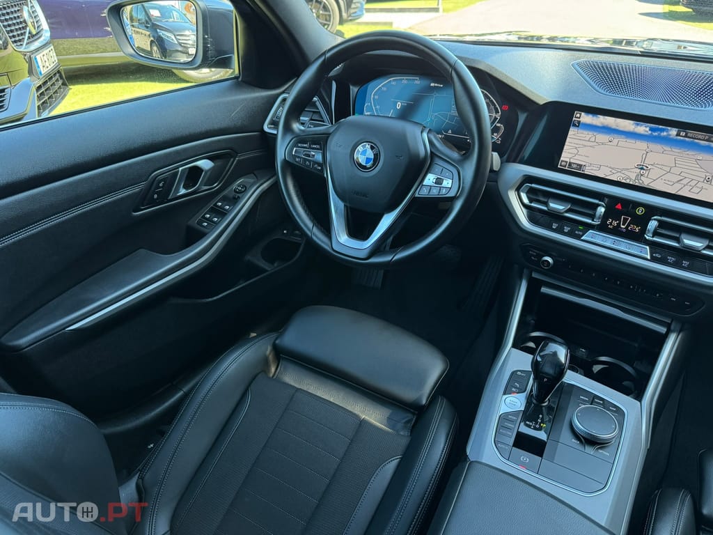 BMW 320 e Touring Auto