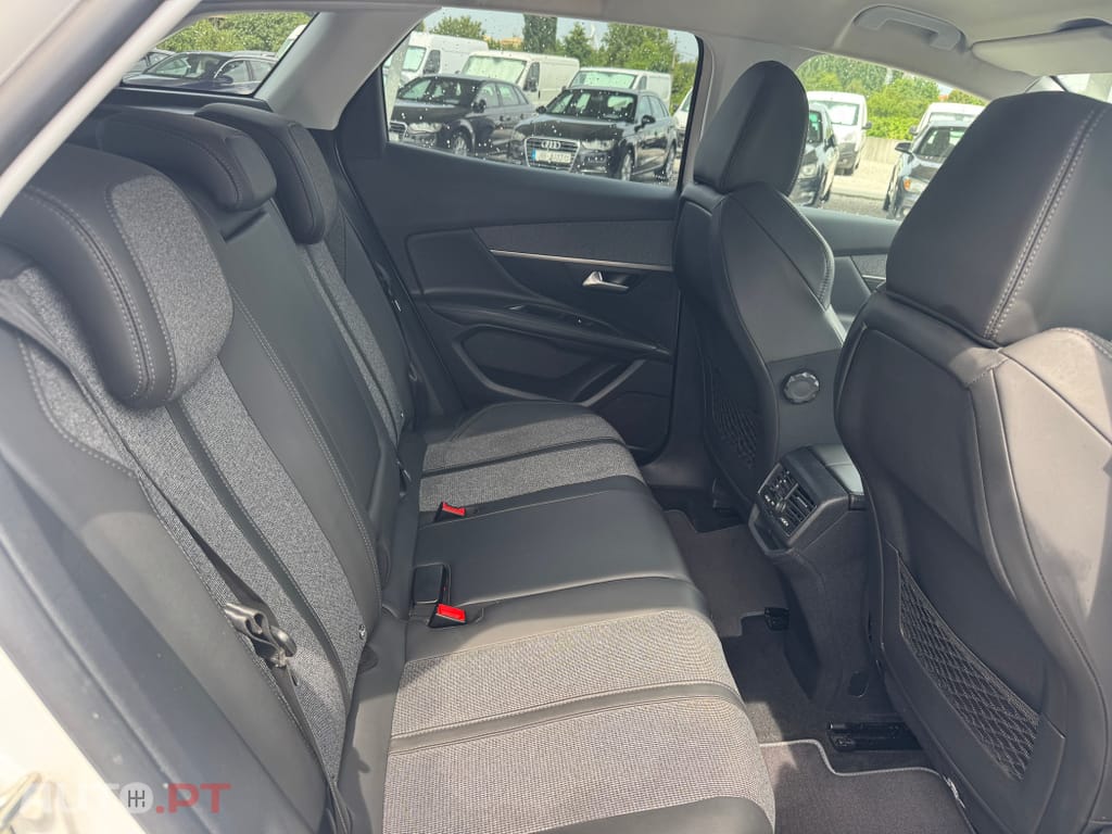 Peugeot 3008 1.6 BlueHDi Allure