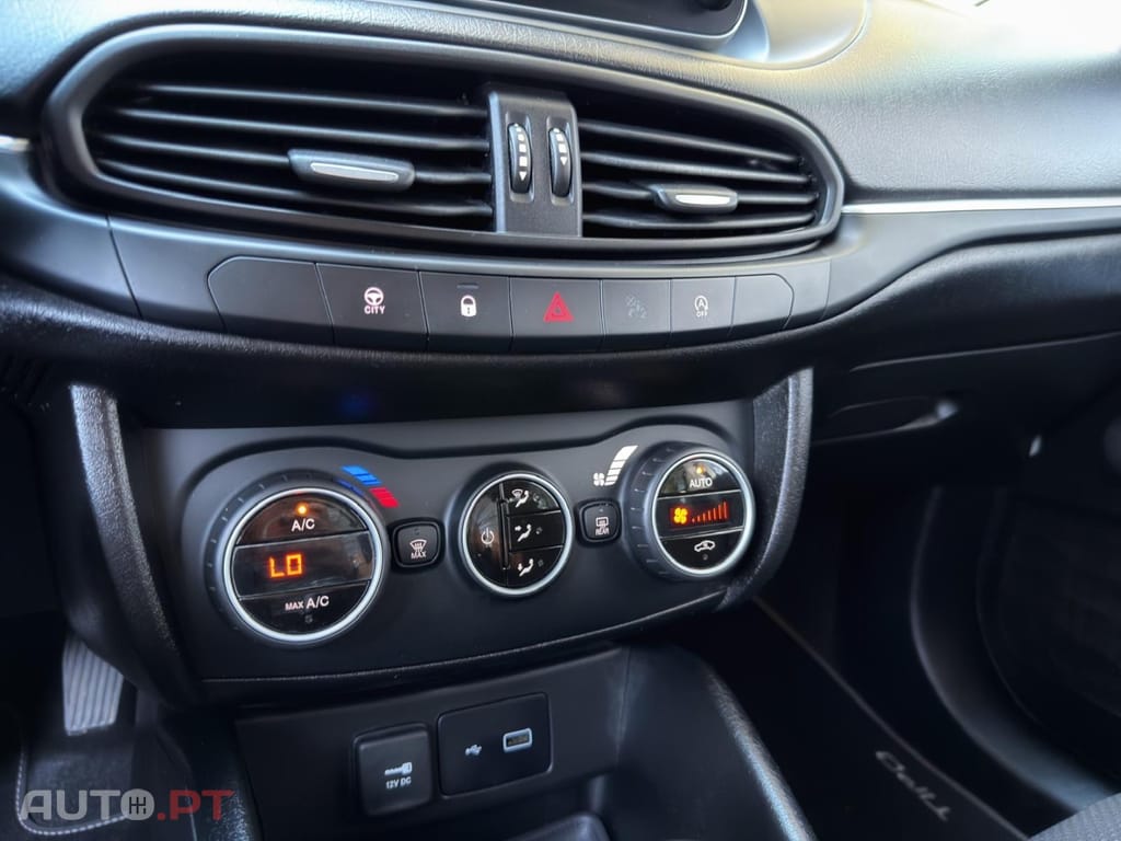 Fiat Tipo 1.3 M-Jet Lounge