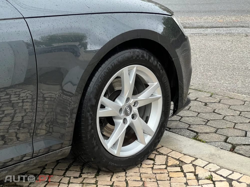 Audi A4 Avant 2.0 TDI Business Line