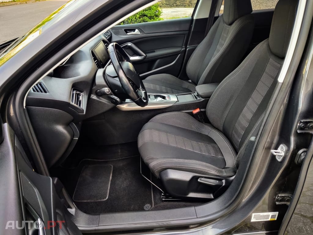 Peugeot 308 SW 1.6 BlueHDi Allure J17 EAT6