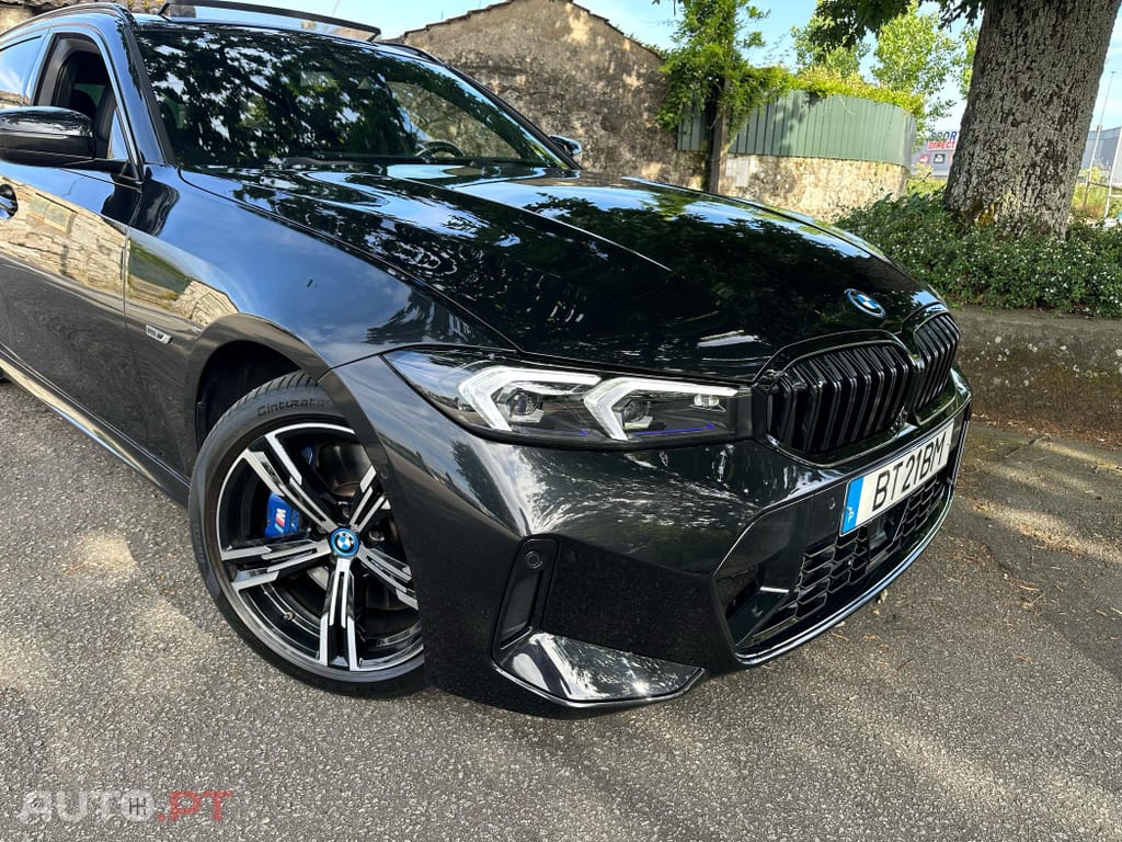 BMW 330 e Touring Pack Desportivo M Auto