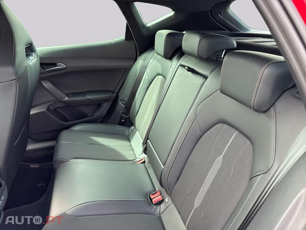 Cupra Formentor VZ 1.4 e-Hybrid I.V.A DEDUTÍVEL 