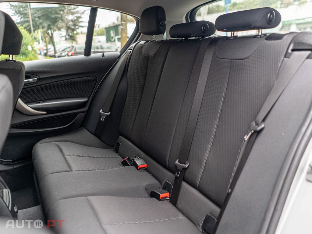 BMW 116 i Advantage