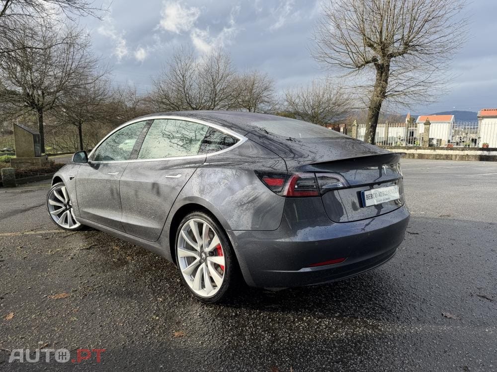 Tesla Model 3 Performance Dual Motor AWD