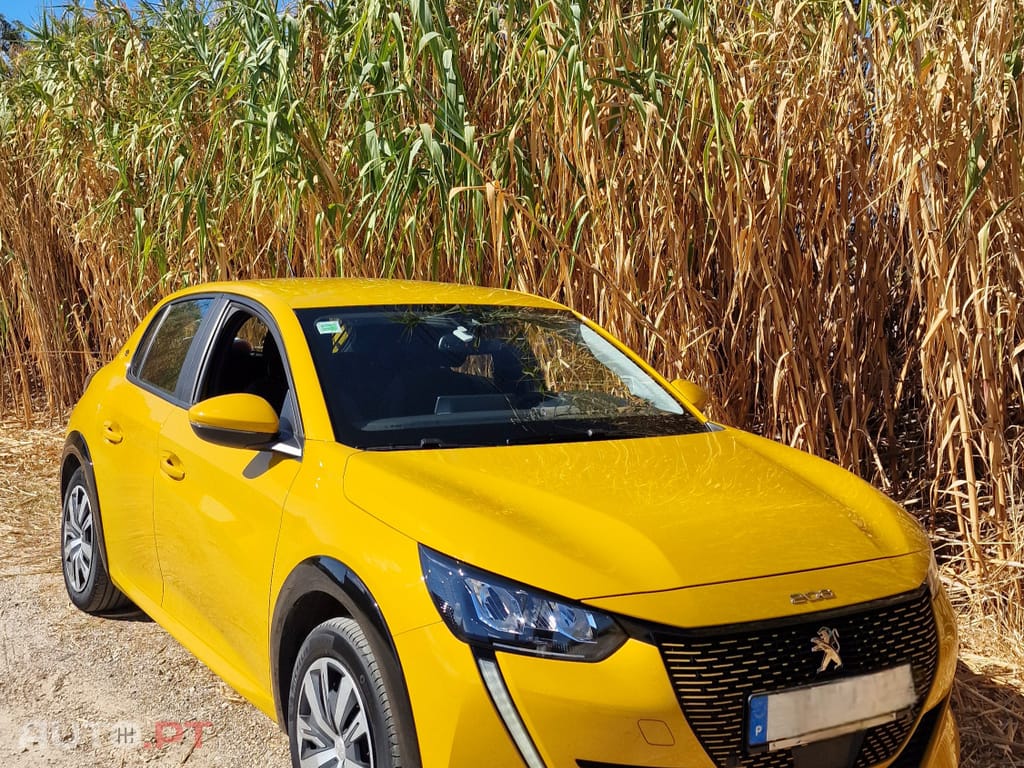 Peugeot E-208 Active Pack
