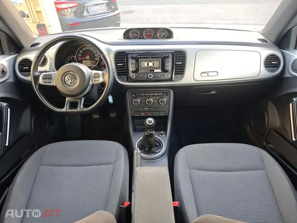 Volkswagen Beetle 1.6 TDi Design