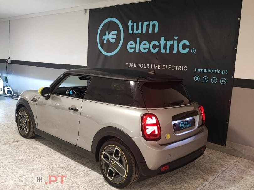 MINI Cooper Cooper SE