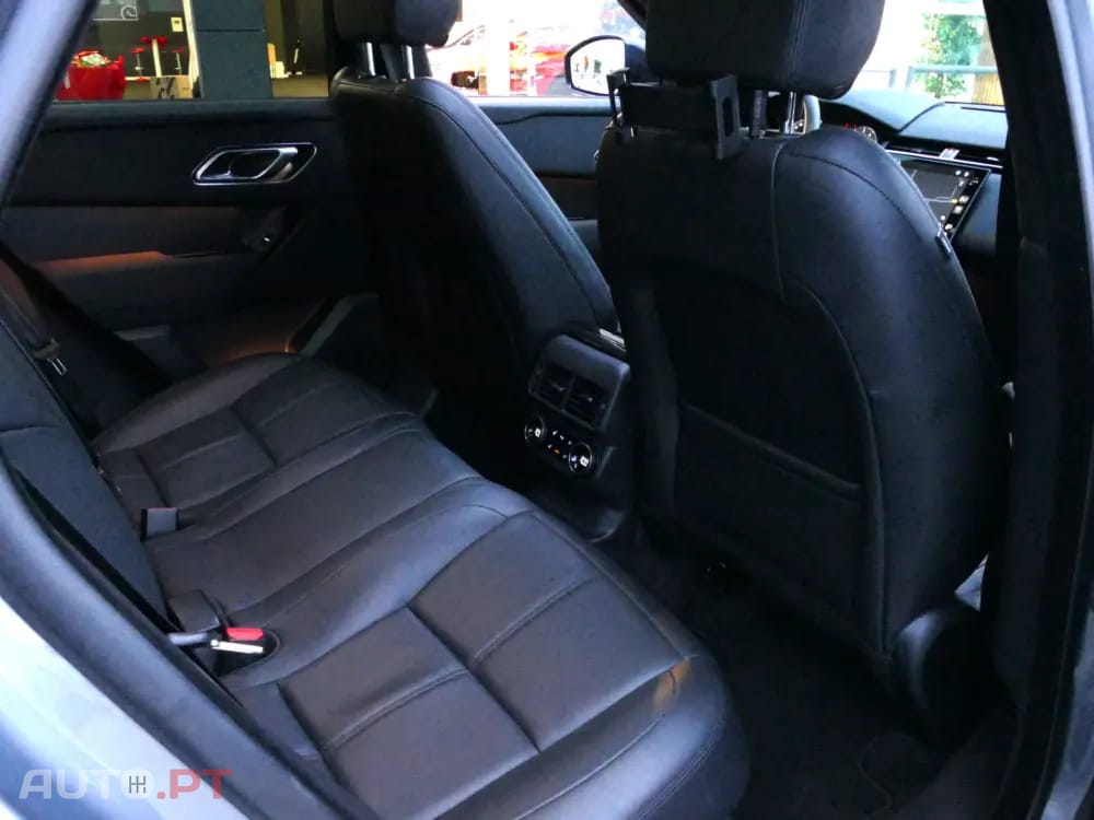 Land Rover Velar 2.0 P400e AWD Dynamic SE