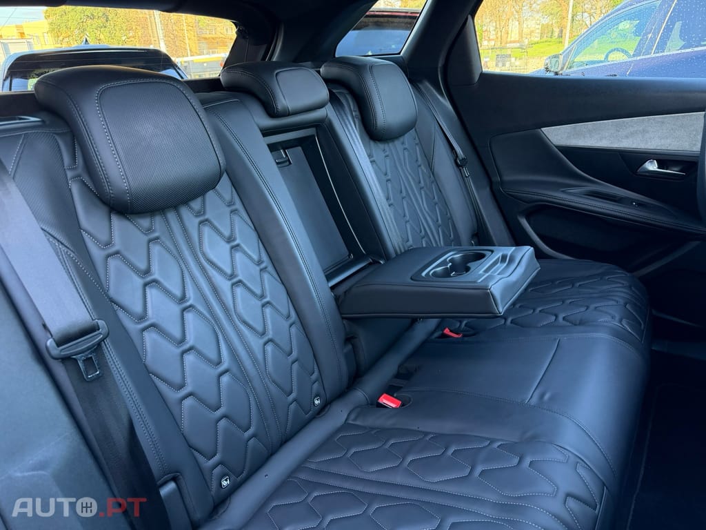 Peugeot 3008 1.6 Hybrid GT e-EAT8