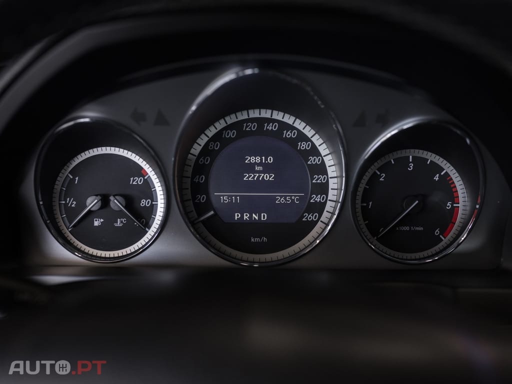 Mercedes-Benz C 250 CDi Elegance BlueEfficiency Aut. — fotografia 9