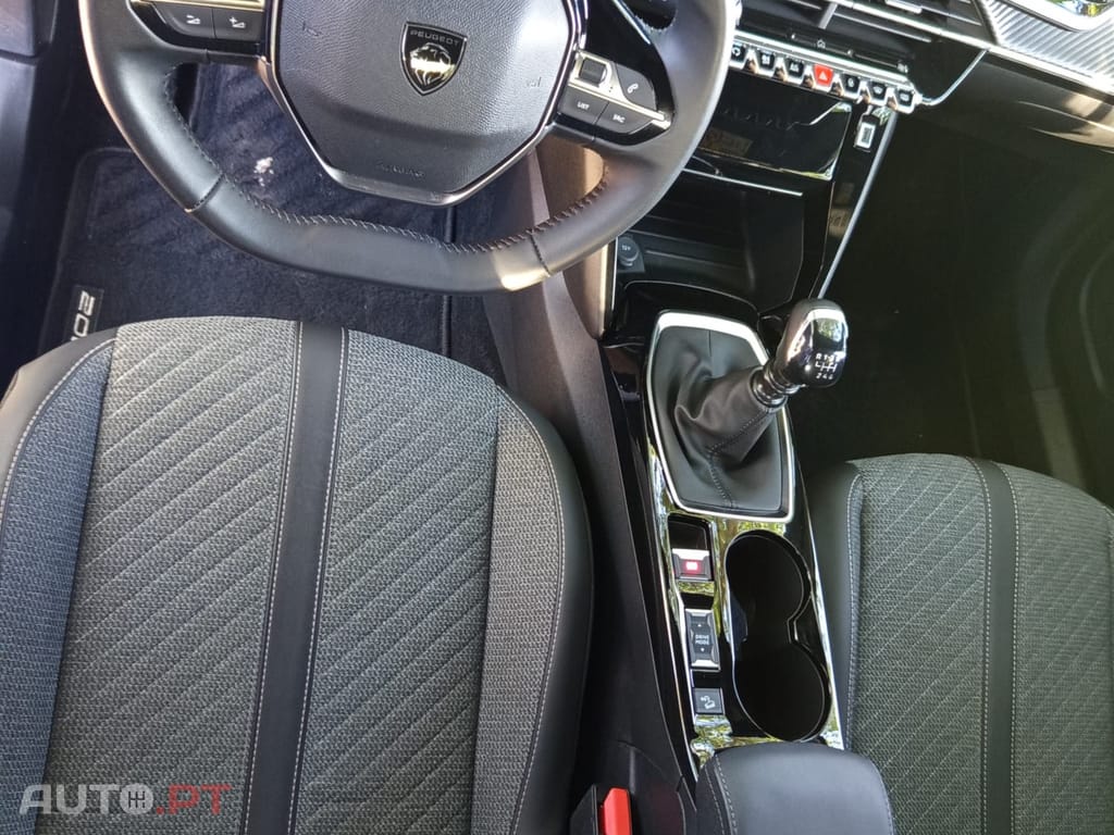 Peugeot 2008 Allure 1.2 PureTech