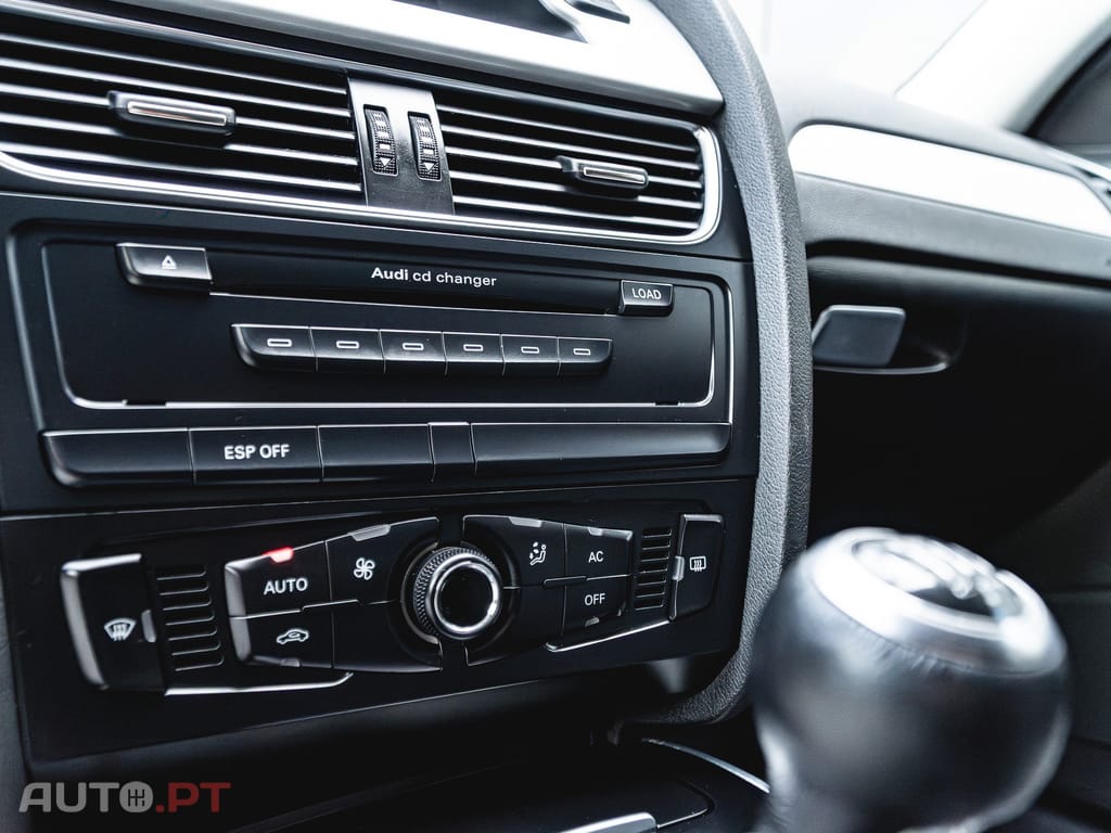 Audi A4 2.0 TDi Look RS4
