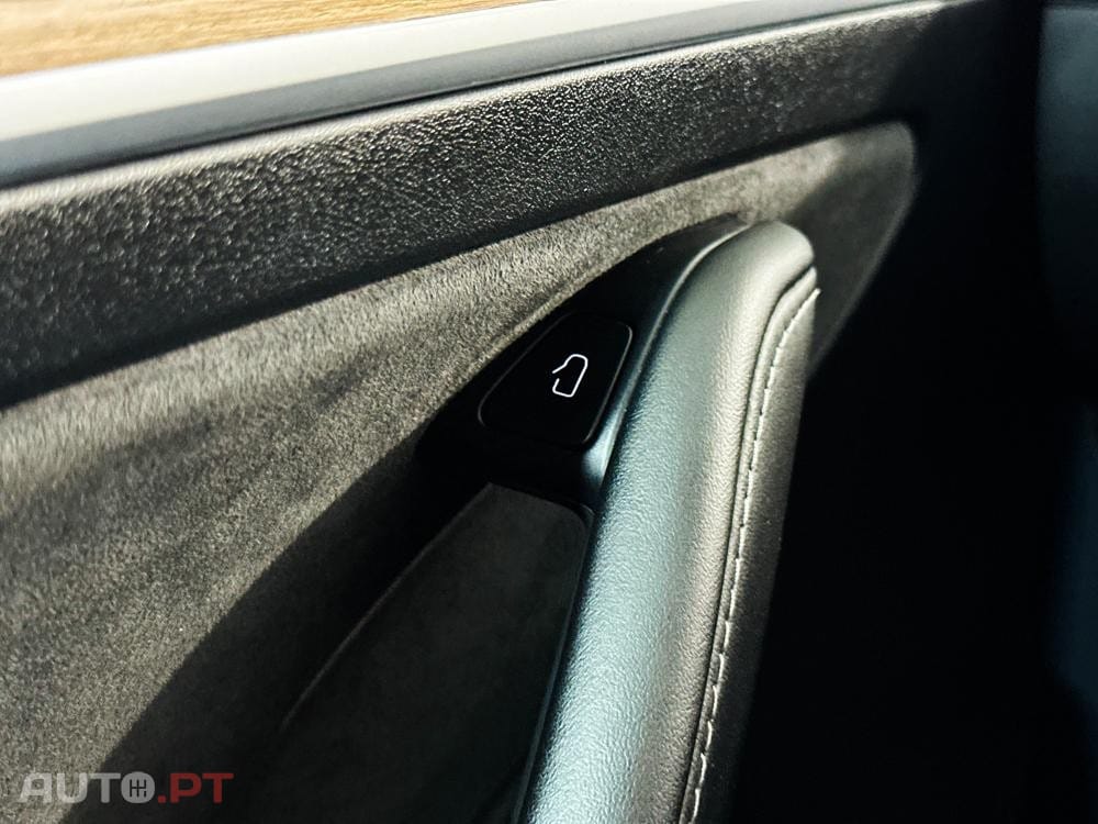 Tesla Model Y Grande Autonomie Dual Motor AWD