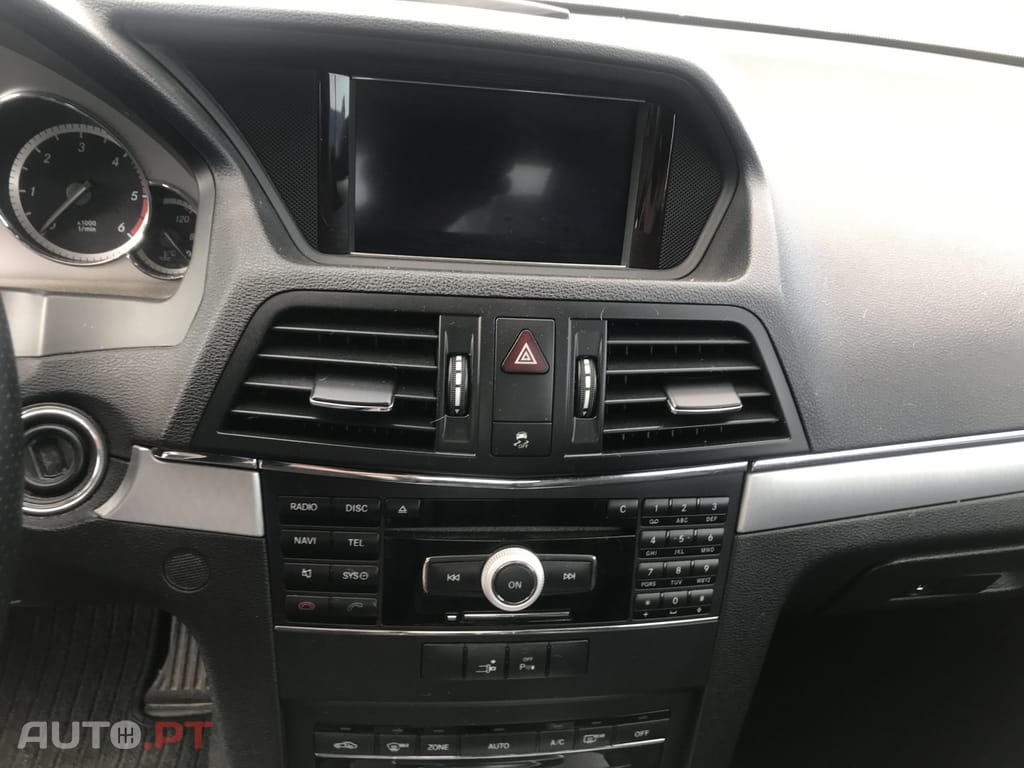 Mercedes-Benz E 250 CDi Avantgarde BlueEfficiency Auto.