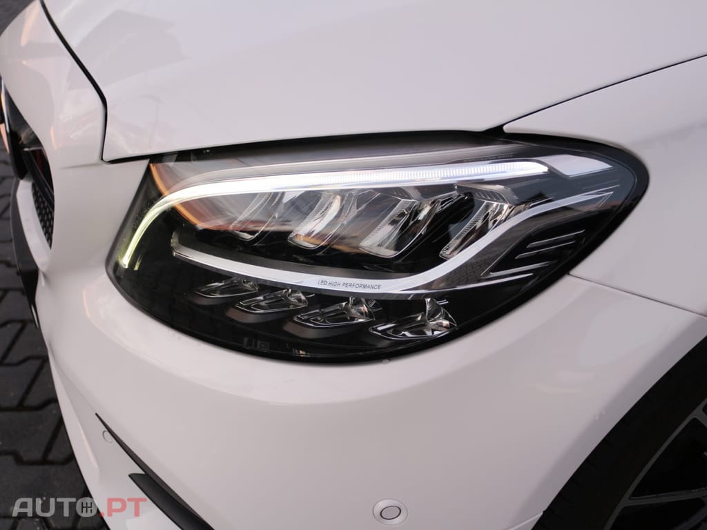 Mercedes-Benz C 300 de AMG Line