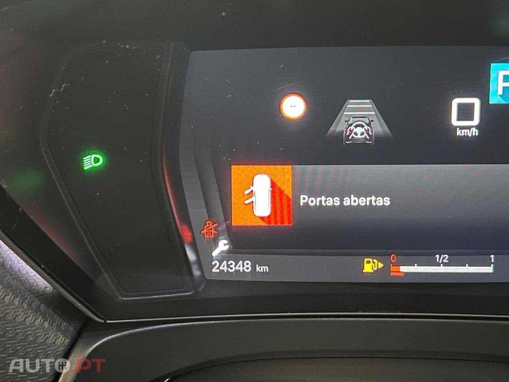 Citroen C5 X 1.2 PureTech Shine EAT8