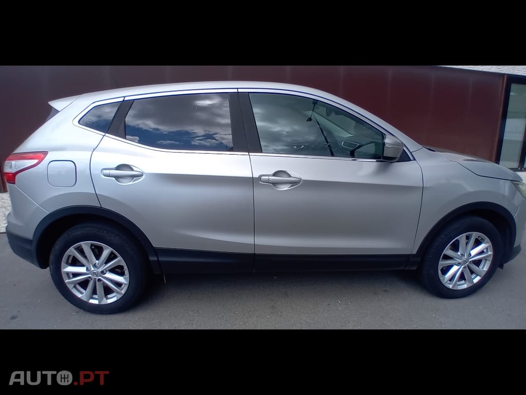 Nissan Qashqai Connecta