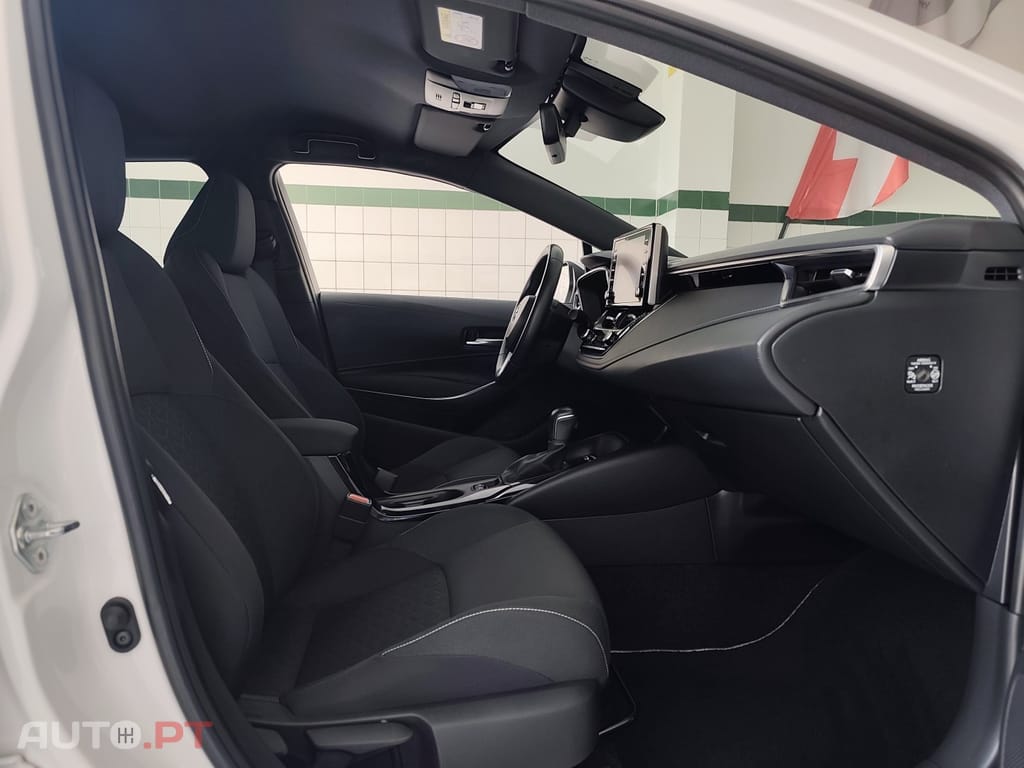 Toyota Corolla Touring Sports 1.8 Hybrid Comfort+P.Sport