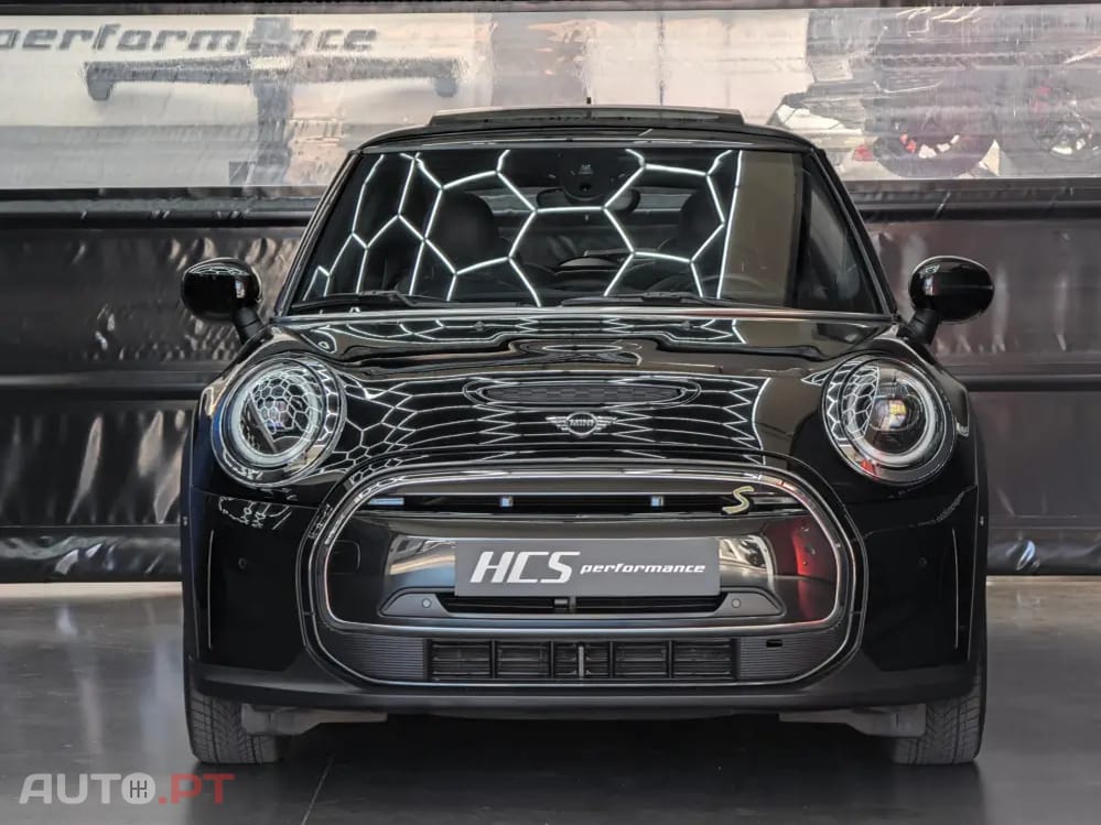 MINI Cooper Cooper SE Yours