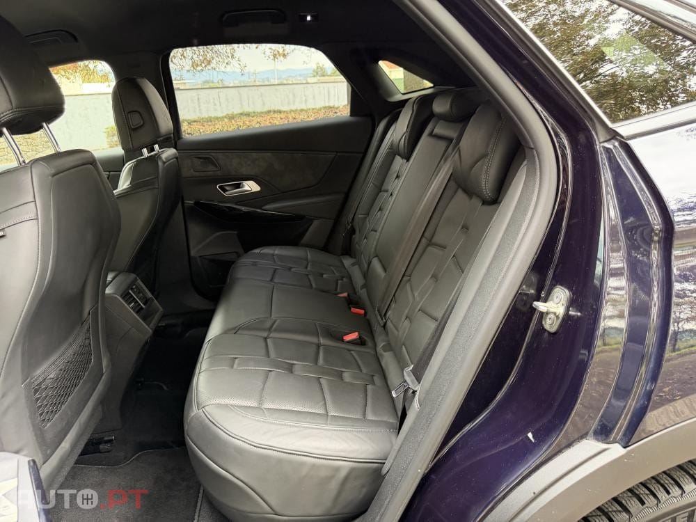 DS DS7 Crossback E-Tense Performance Line EAT8