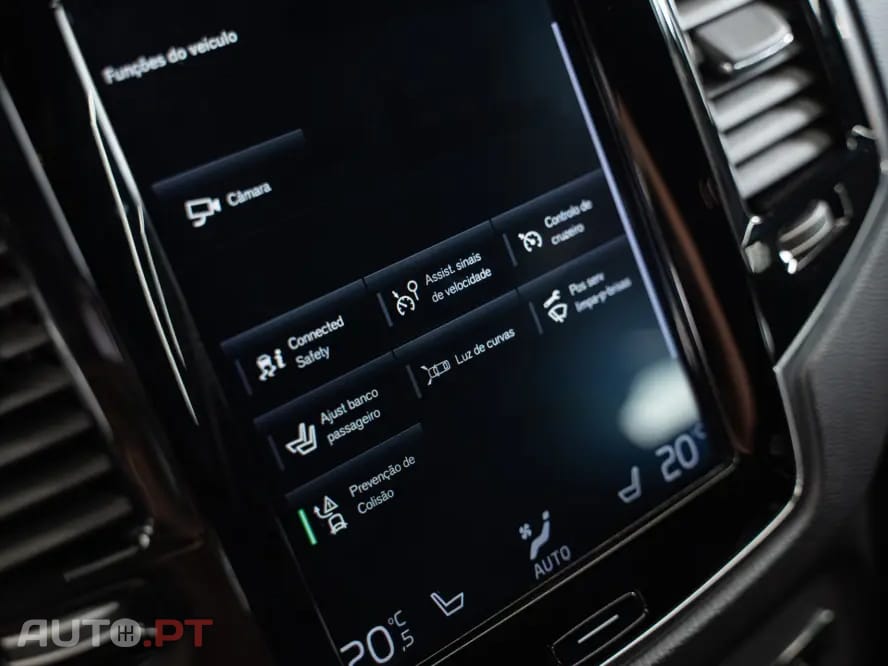 Volvo XC90 2.0 D4 R-Design