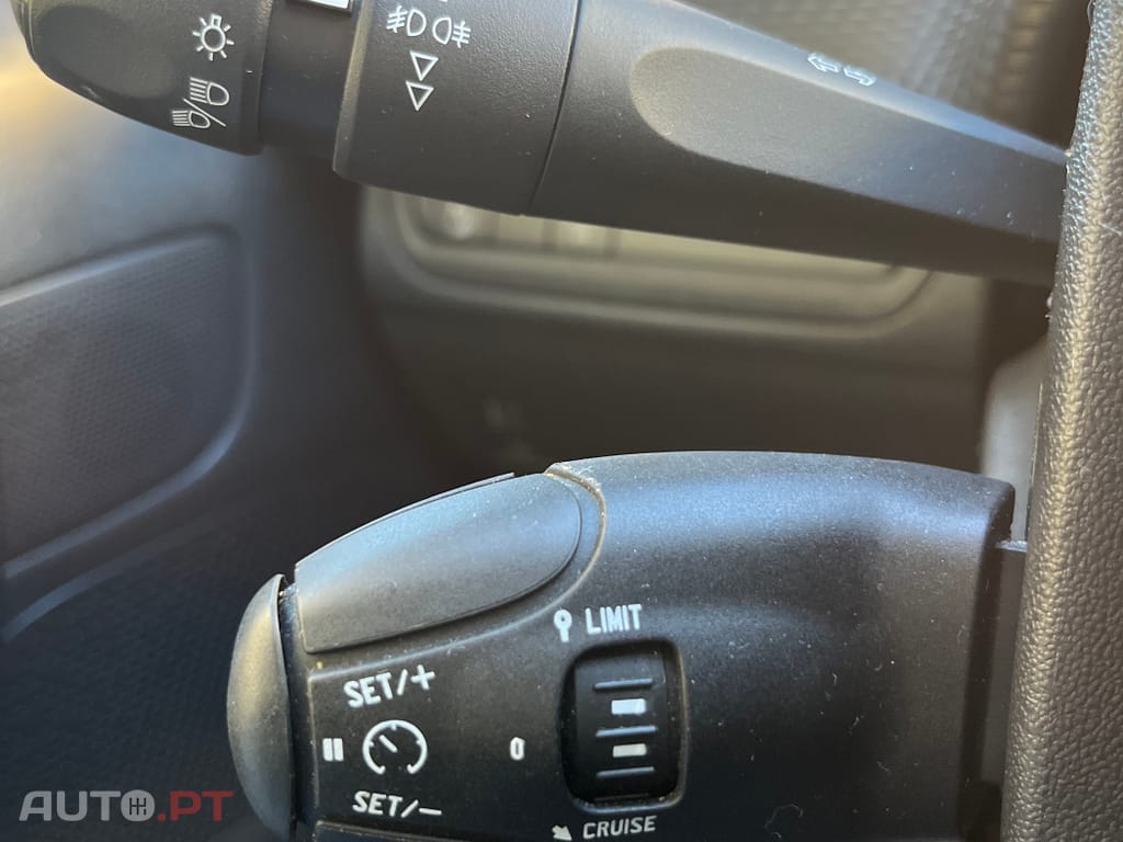 Peugeot 2008 1.5 BlueHDi Signature