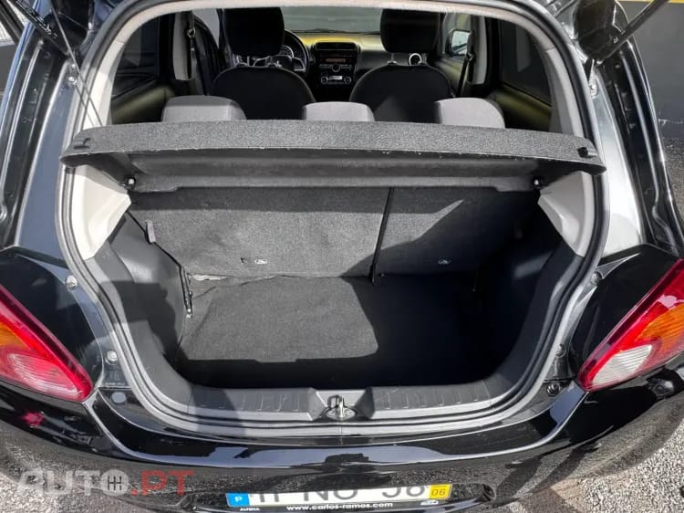 Mitsubishi Space Star 1.2 Intense Connect Edition