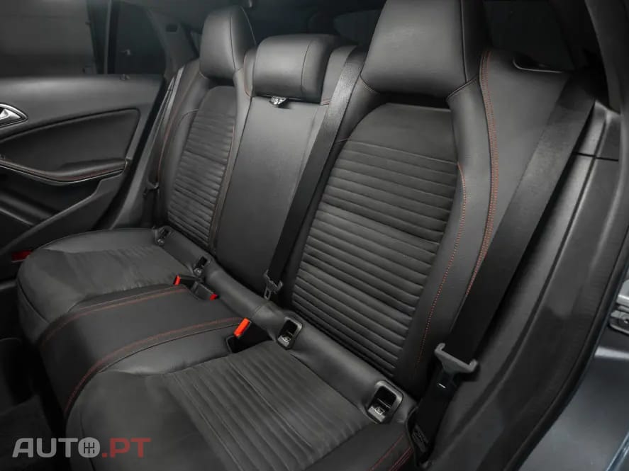 Mercedes-Benz CLA 220 d Shooting Brake AMG Line Aut.
