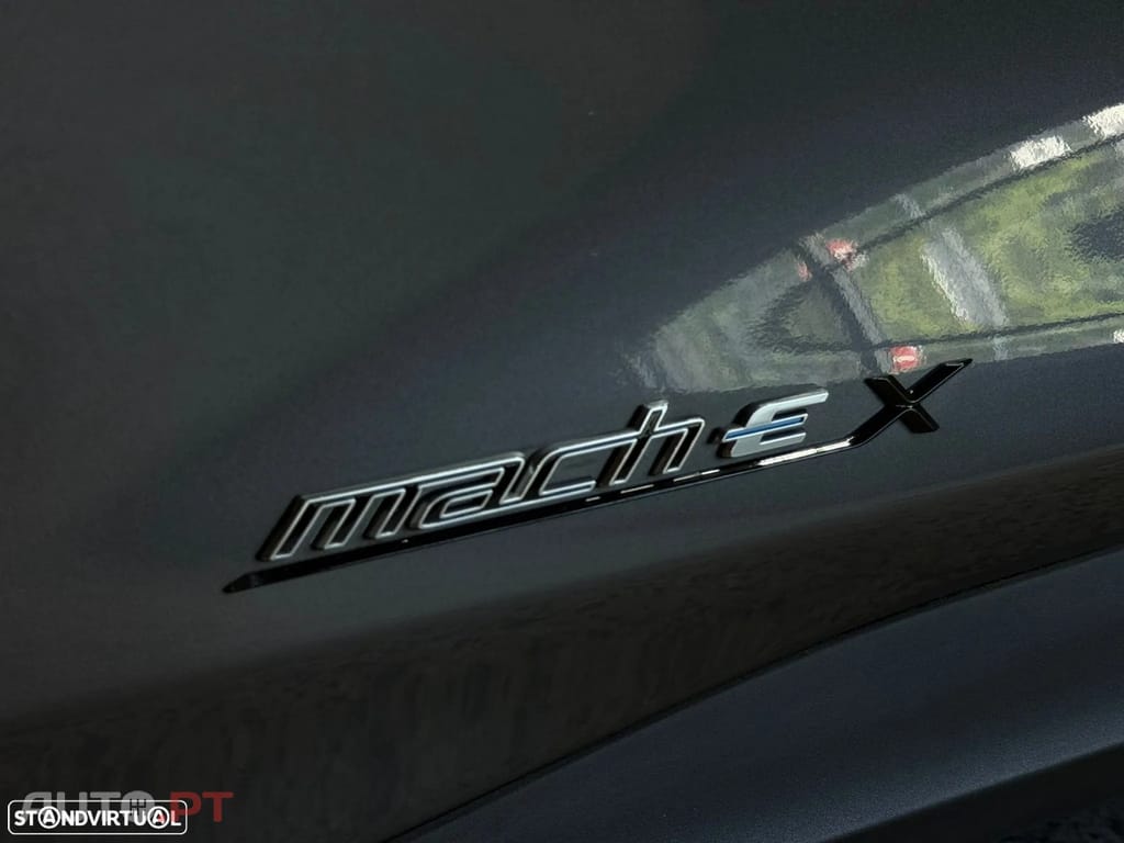 Ford Mustang Mach-E Standard