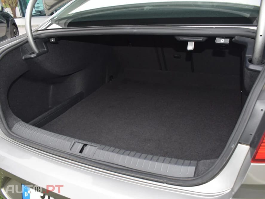 Volkswagen Passat 2.0 TDI Highline