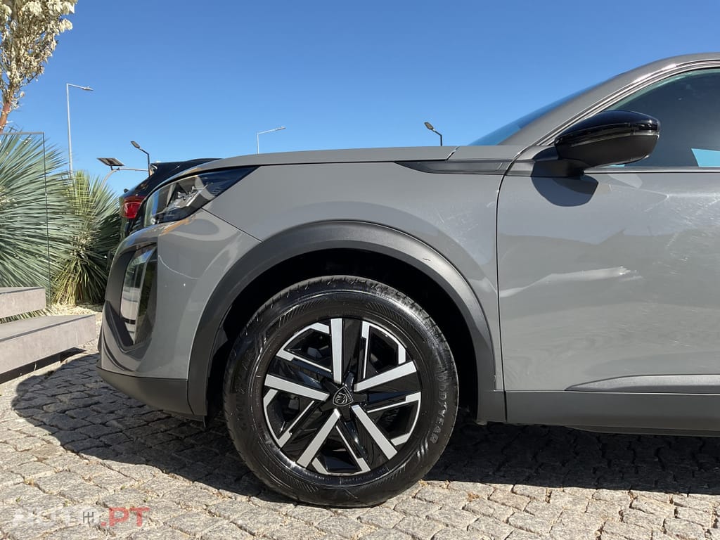 Peugeot 2008 1.2 PureTech Active Pack
